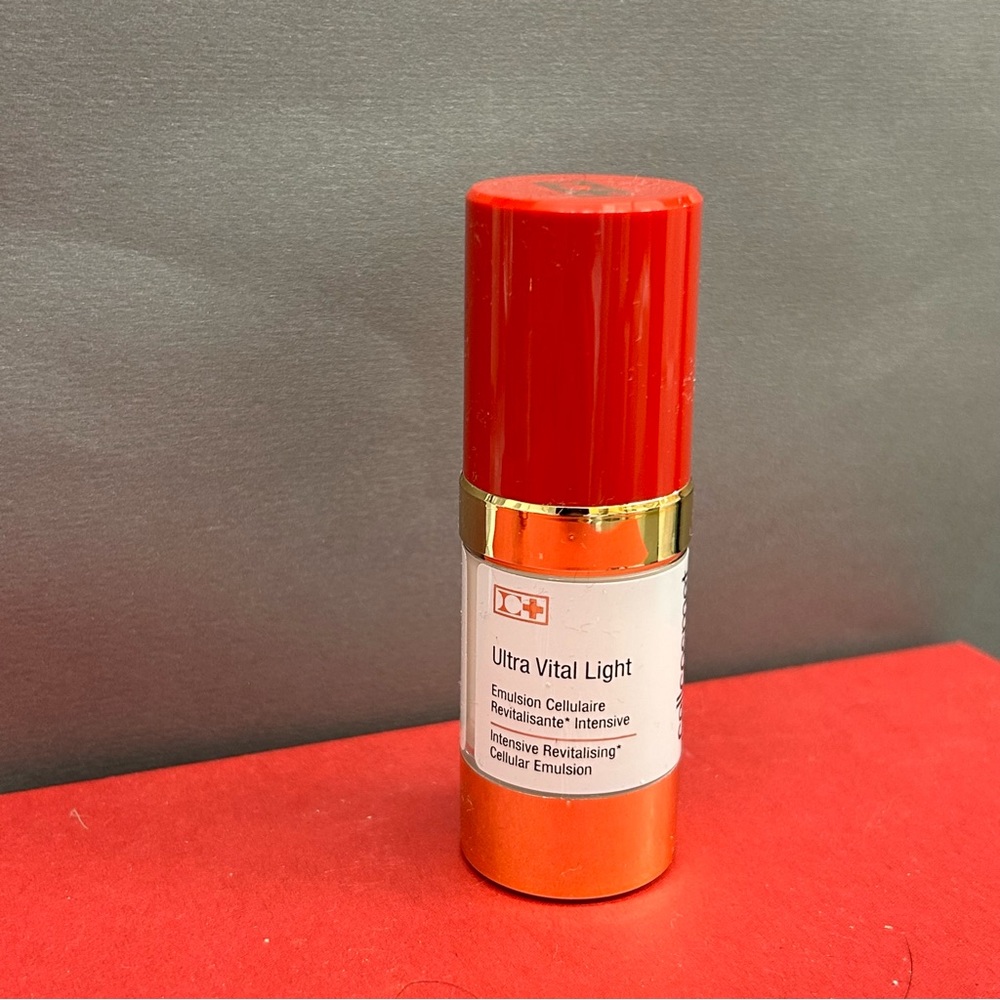 Cellcosmet Ultra Vital Light Emulsion Cellulaire Revitalisante* Intensive Intens